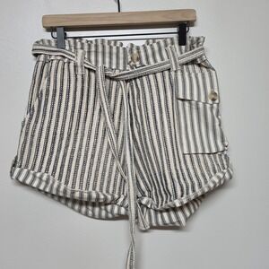 Free People One Harriet Striped Shorts Pockets Relaxed Fit Blue Ivory Sz Small